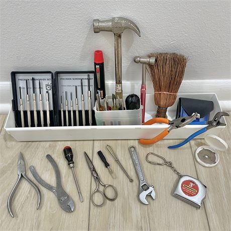 Grouping of Small Must-Have Handyman Tools