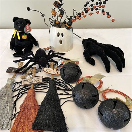 Halloween Decor