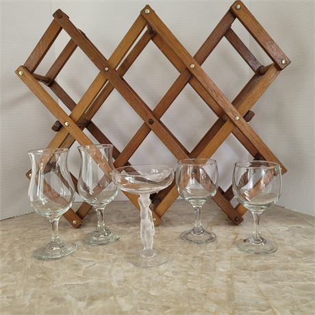 Wood Wine Bottle Rack with Glasses