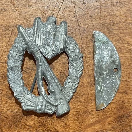 WWII German Infantry Assault Badge and Dog Tag