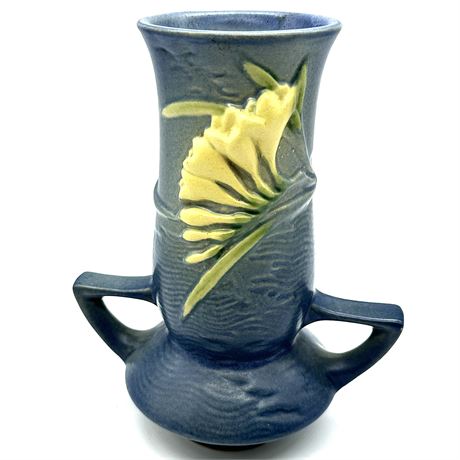 Vintage Roseville Pottery Freesia Double Handled Vase