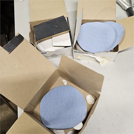Huge Bundle of Sandpaper Round Sandpaper,