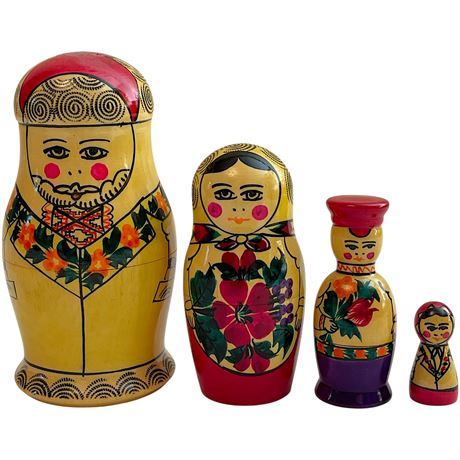 Set of 4 Russian Nesting Dolls