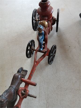 Fire truck with 1 horse