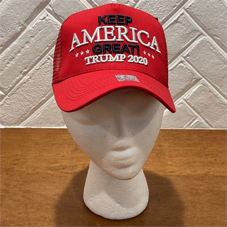 NEW 2020 Donald Trump "Keep America Great" Hat